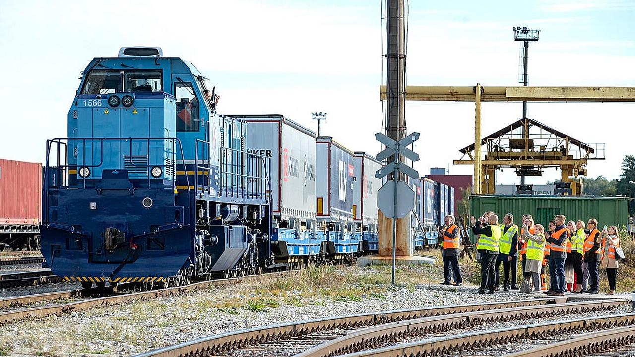 Первый поезд в рамках проекта "Янтарный поезд": HHLA TK Estonia берет на себя важную роль ключевого логистического партнера 